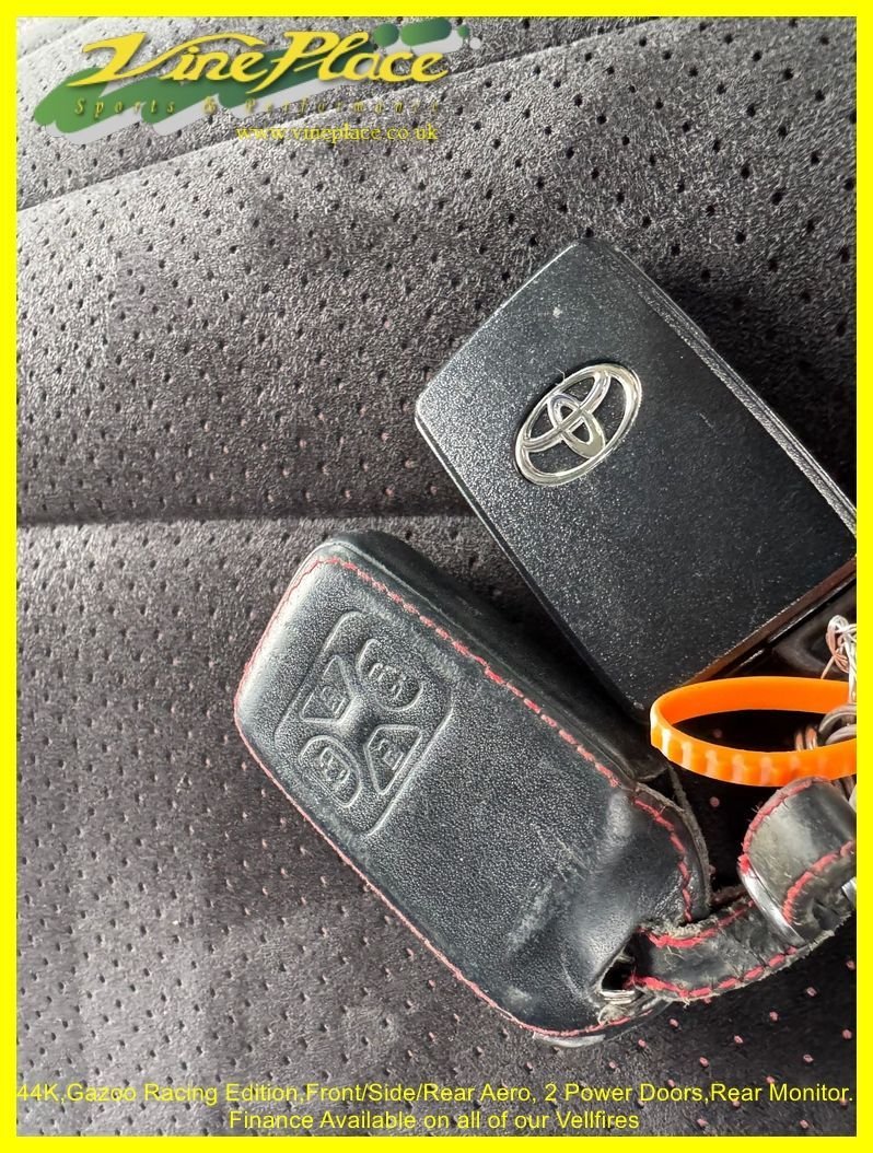 Used Toyota Vellfire 2012 for sale - 75875325: Photo 41