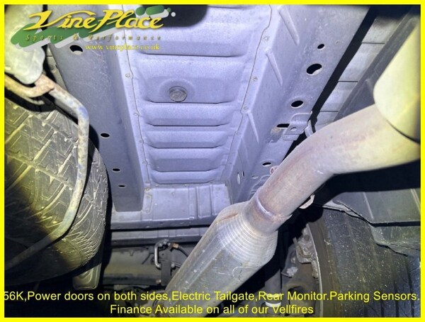 Used Toyota Vellfire 2011 for sale - 75666434: Photo 23