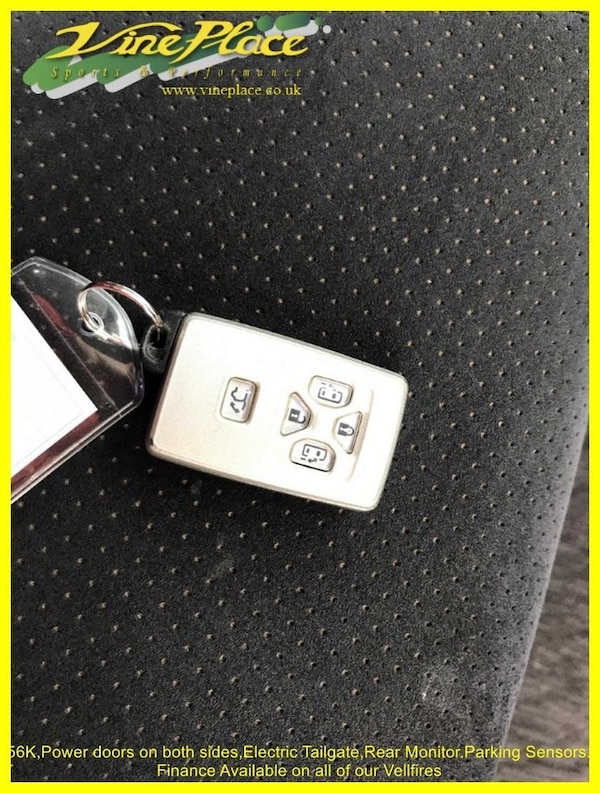 Used Toyota Vellfire 2011 for sale - 75666434: Photo 30