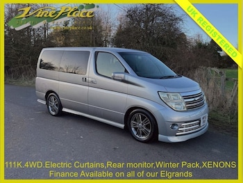 Used Nissan Elgrand 2006 for sale - 77212341: Photo