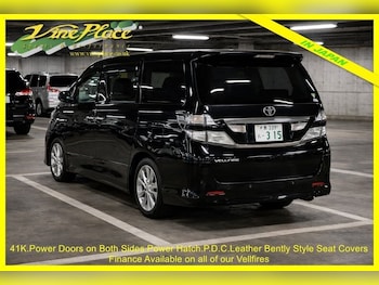 Used Toyota Vellfire 2011 for sale - 77805948: Photo