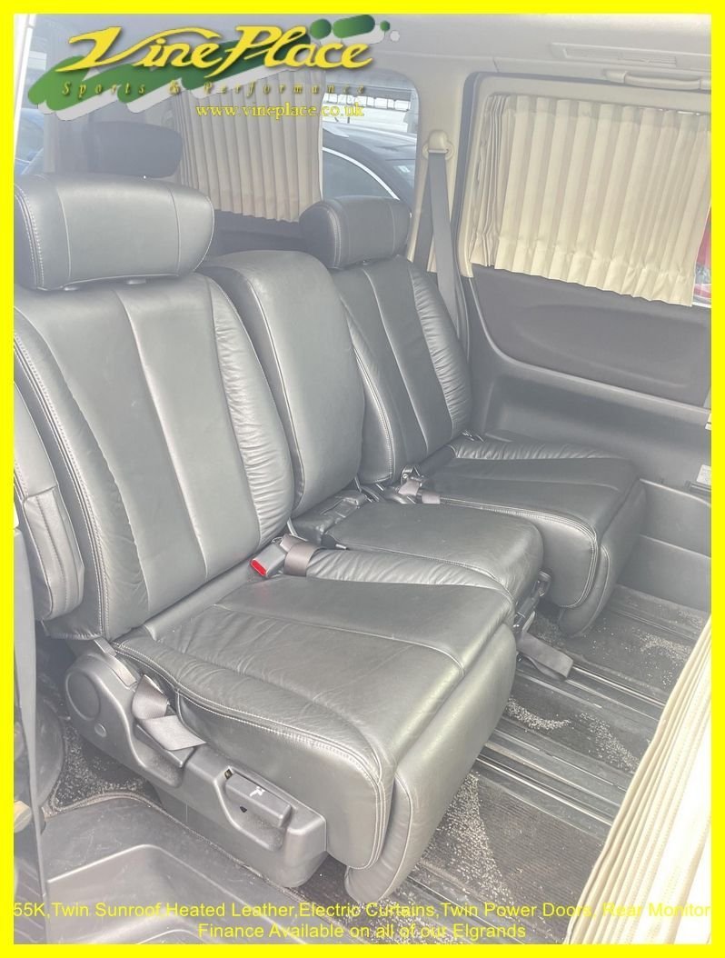 Used Nissan Elgrand 2010 for sale - 76934748: Photo 11