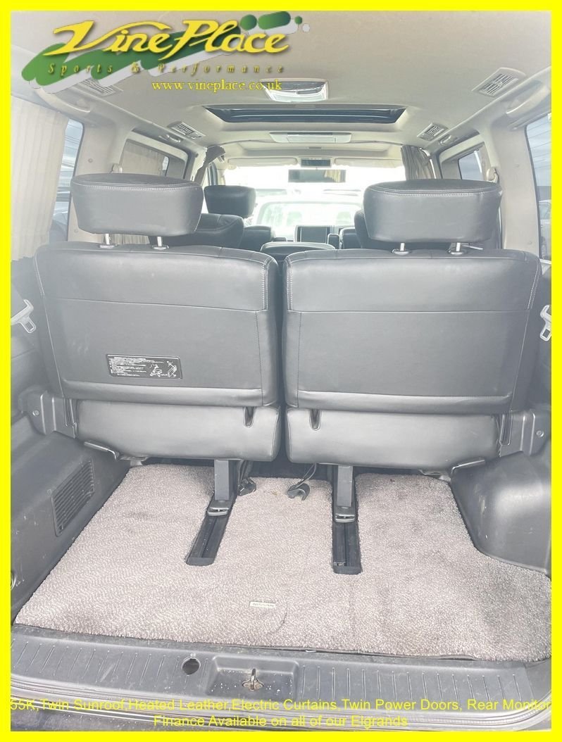 Used Nissan Elgrand 2010 for sale - 76934748: Photo 14