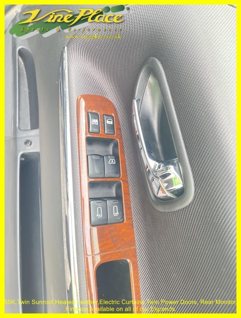 Used Nissan Elgrand 2010 for sale - 76934748: Photo 16