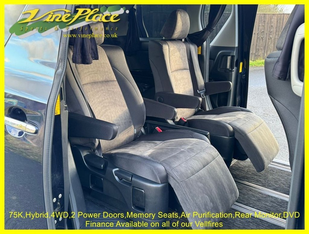 Used Toyota Vellfire 2012 for sale - 77132989: Photo 16