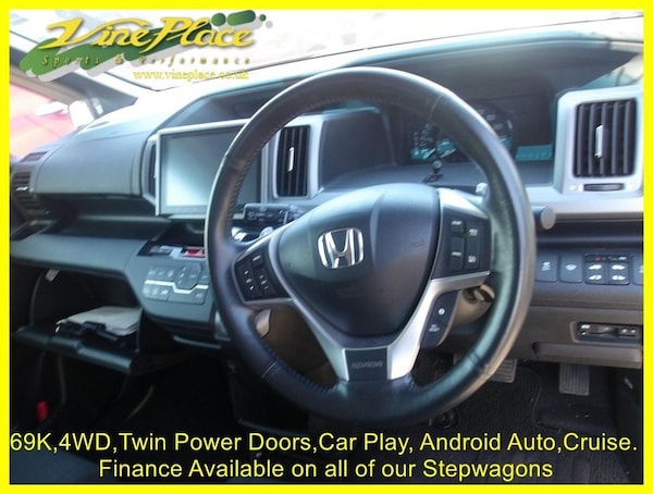 Used Honda Stepwagon 2015 for sale - 75765666: Photo 18
