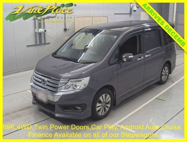 Used Honda Stepwagon 2015 for sale - 75765666: Photo 5