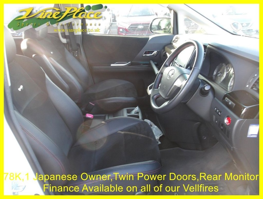 Used Toyota Vellfire 2014 for sale - 76767974: Photo 11