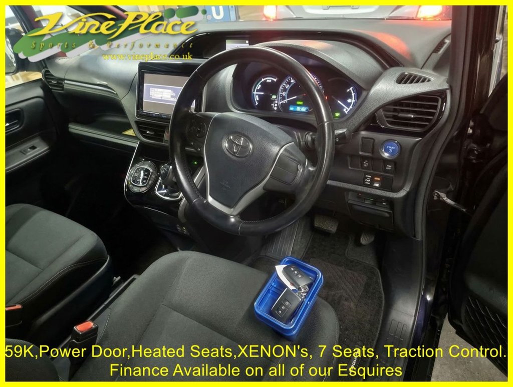 Used Toyota Esquire 2015 for sale - 77952598: Photo 9