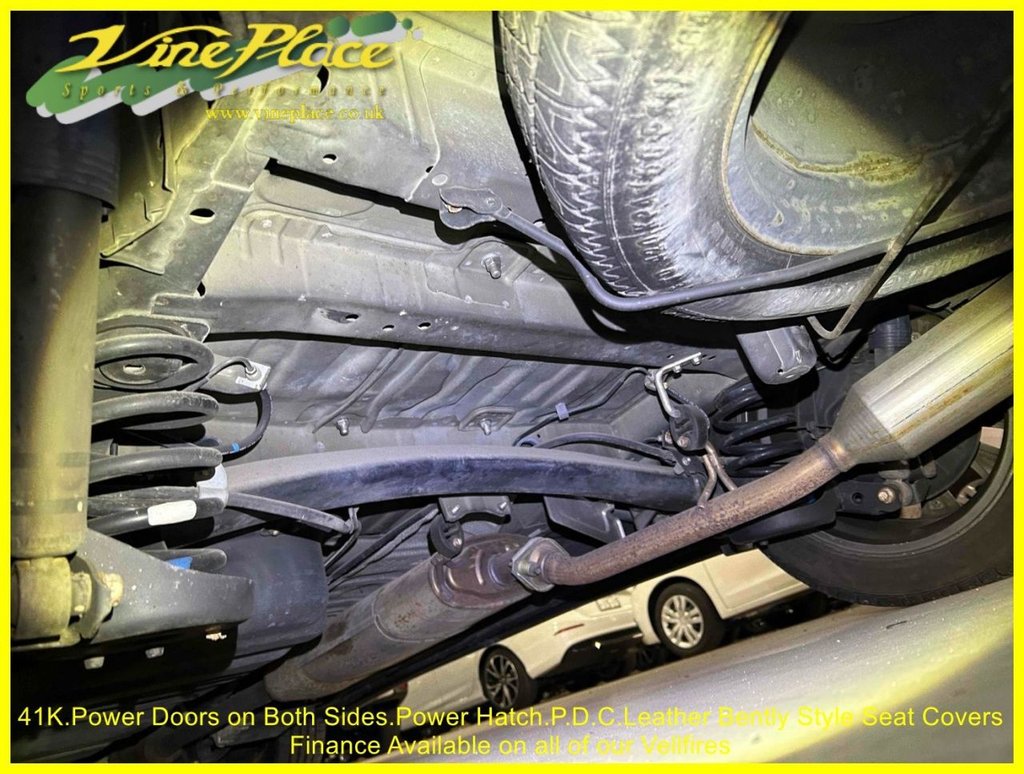 Used Toyota Vellfire 2011 for sale - 77952610: Photo 19