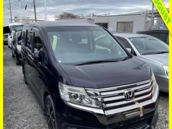 Used Honda Stepwagon 2014 for sale - 74193729: Photo