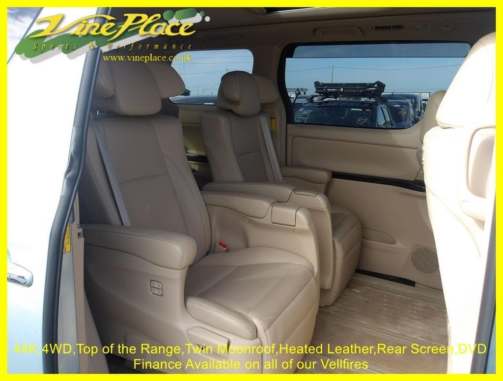 Used Toyota Vellfire 2012 for sale - 76768114: Photo 11