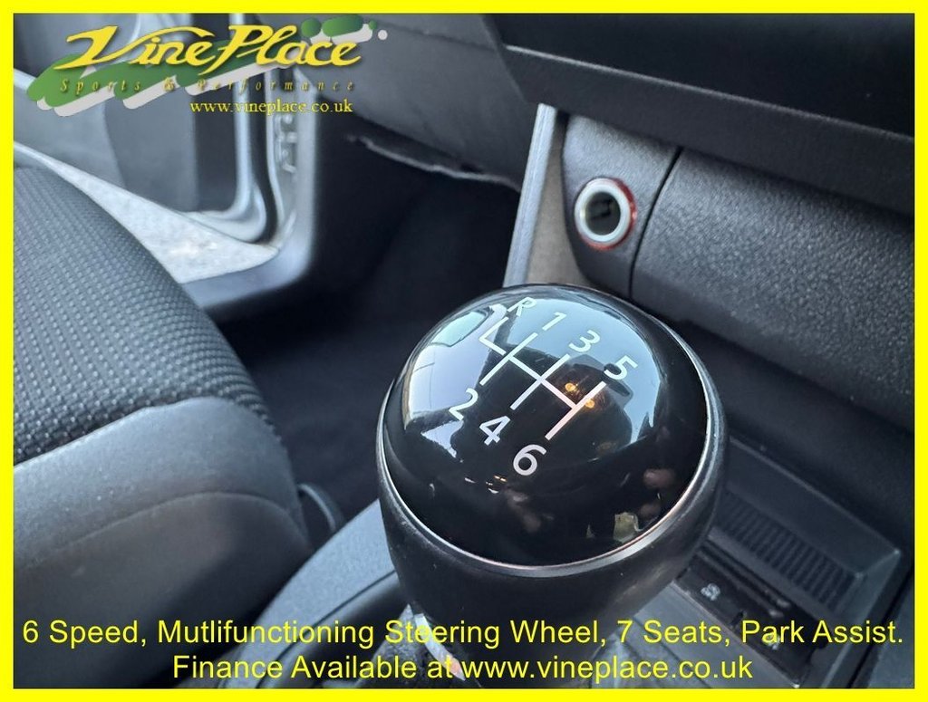 Used Volkswagen Touran 2014 for sale - 77212261: Photo 29