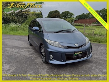 Used Toyota Estima 2013 for sale - 79449856: Photo