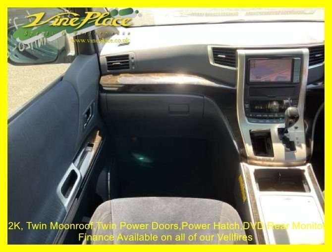 Used Toyota Vellfire 2011 for sale - 76934787: Photo 11