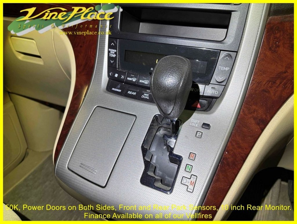 Used Toyota Vellfire 2010 for sale - 78083333: Photo 17