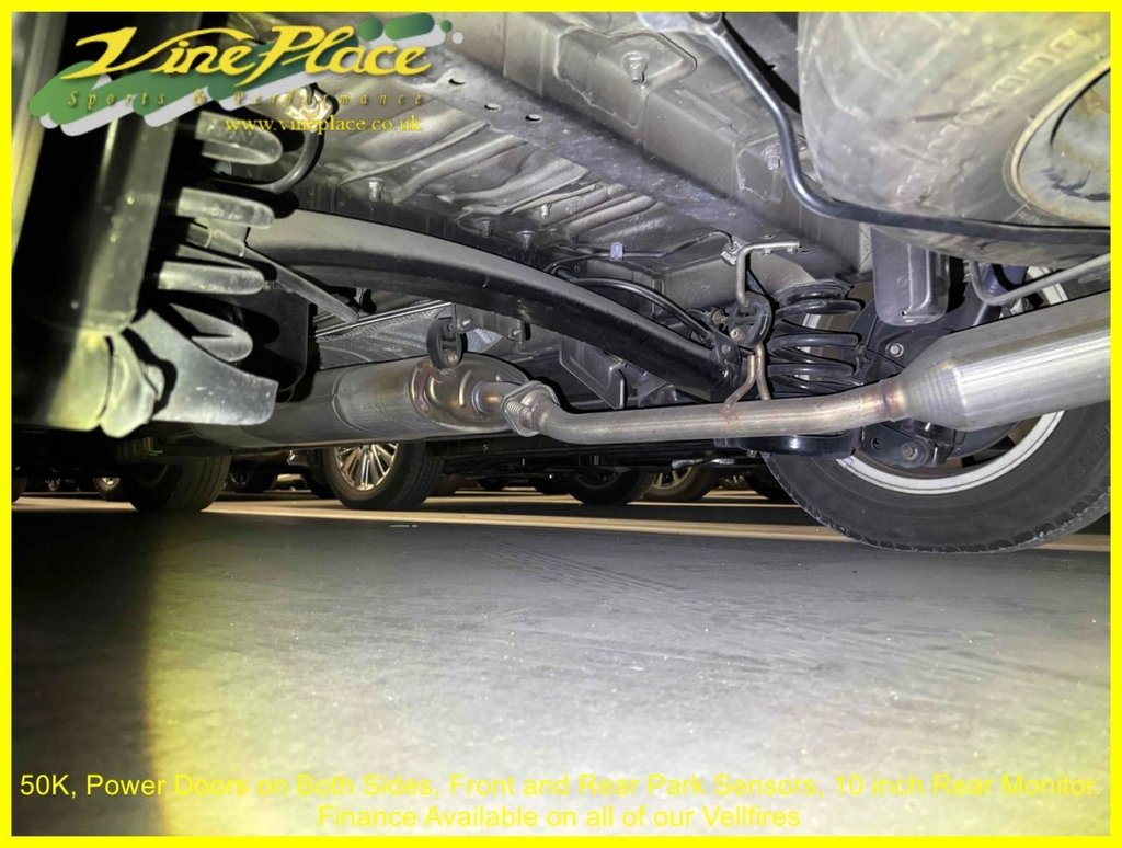 Used Toyota Vellfire 2010 for sale - 78083333: Photo 23