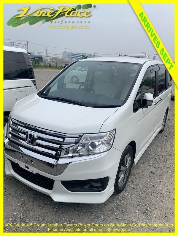 Used Honda Stepwagon 2014 for sale - 75181512: Photo 3
