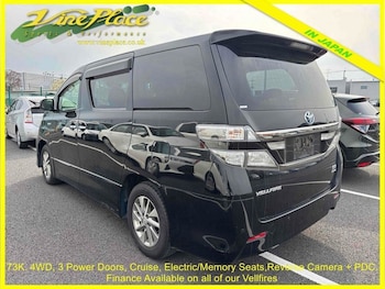 Used Toyota Vellfire 2013 for sale - 78056384: Photo