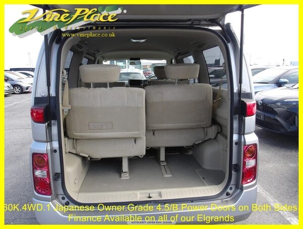 Used Nissan Elgrand 2007 for sale - 74685205: Photo 10