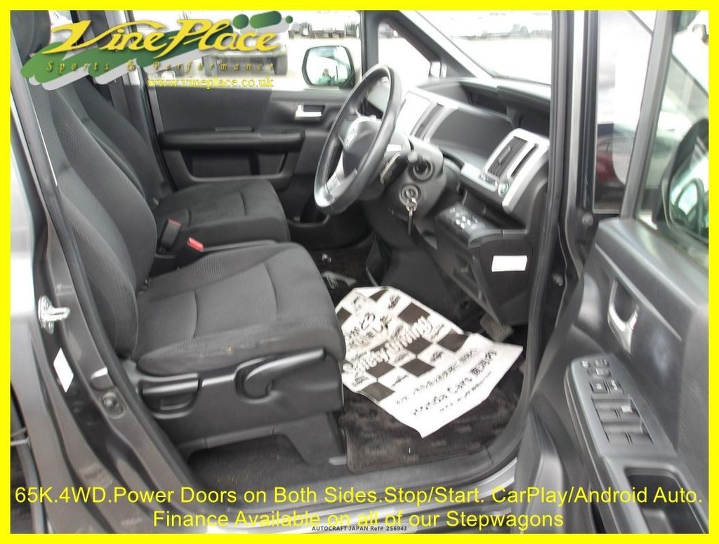 Used Honda Stepwagon 2013 for sale - 77049019: Photo 8