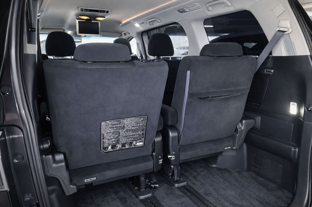 Used Toyota Vellfire 2011 for sale - 77952604: Photo 25