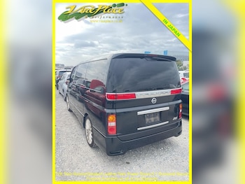 Used Nissan Elgrand 2008 for sale - 76768204: Photo