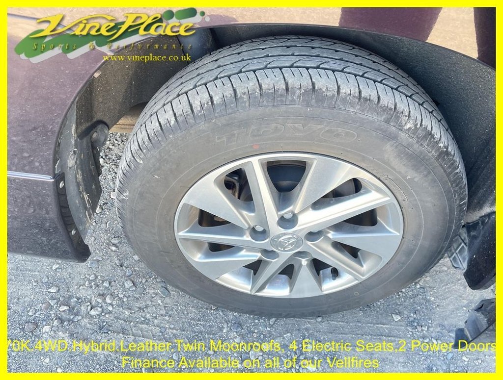 Used Toyota Vellfire 2013 for sale - 76303515: Photo 12