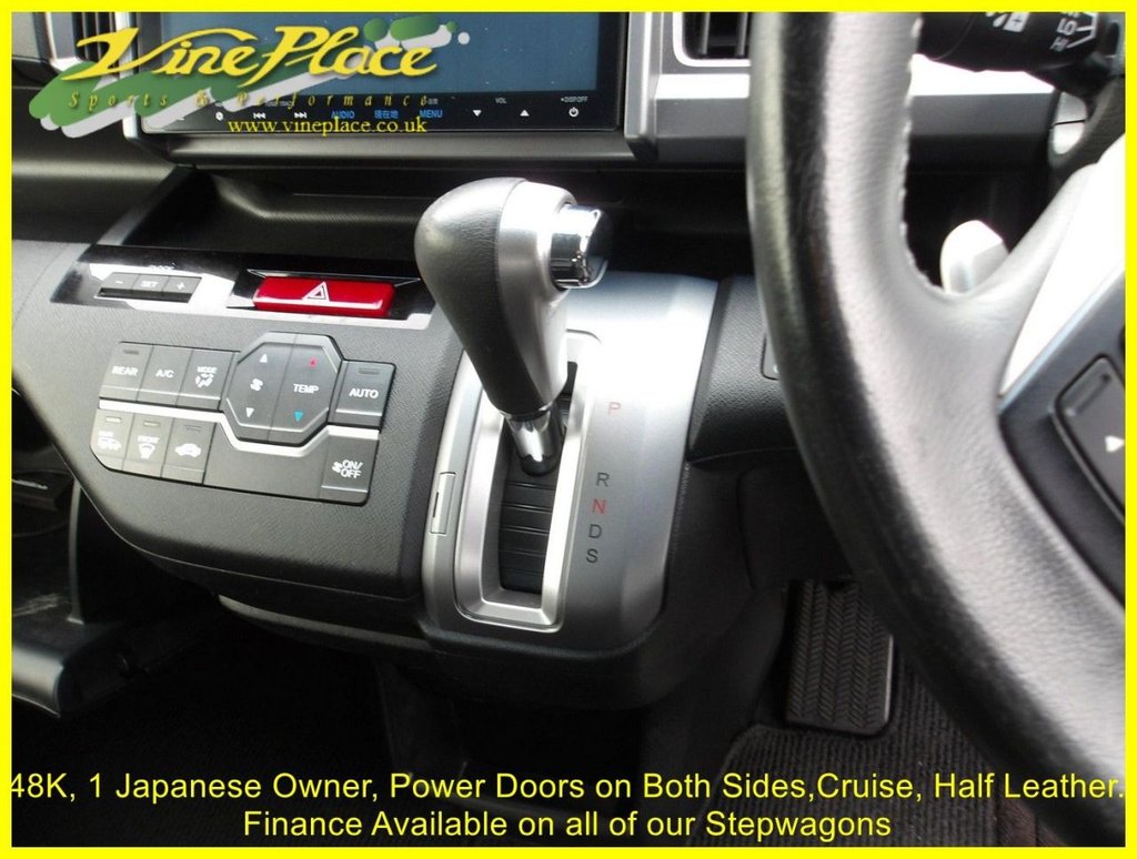 Used Honda Stepwagon 2015 for sale - 78096652: Photo 20