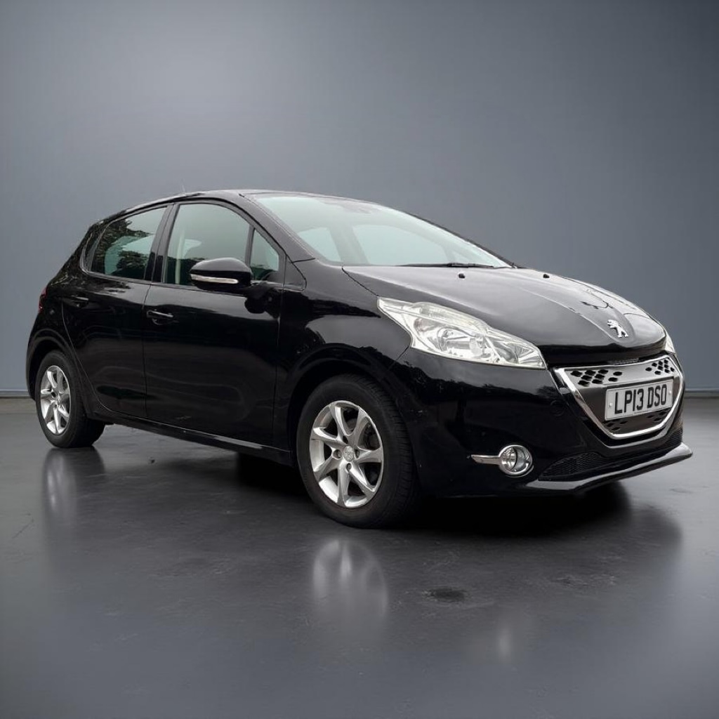 Used Peugeot 208 2013 for sale - 77917466: Photo 2