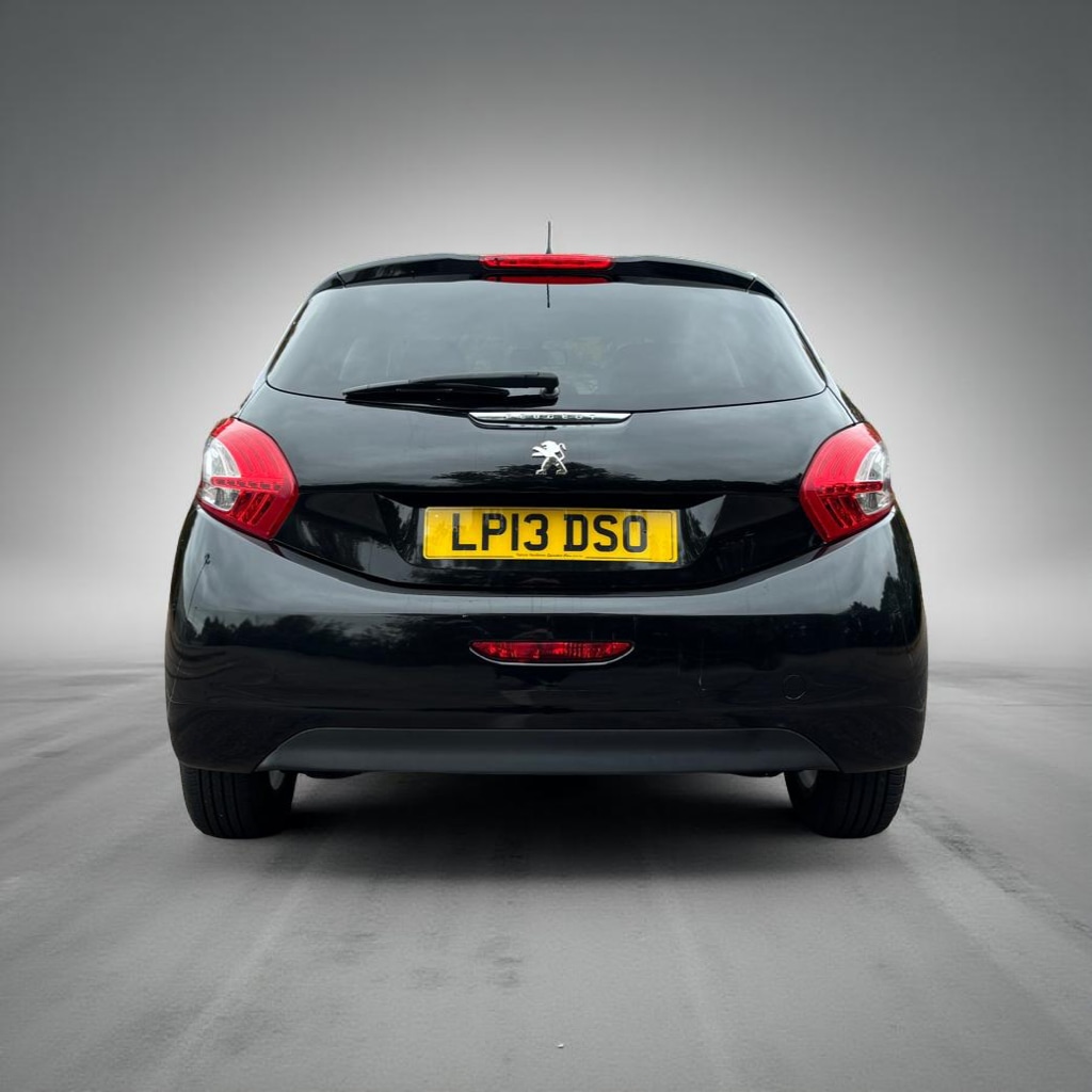 Used Peugeot 208 2013 for sale - 77917466: Photo 3