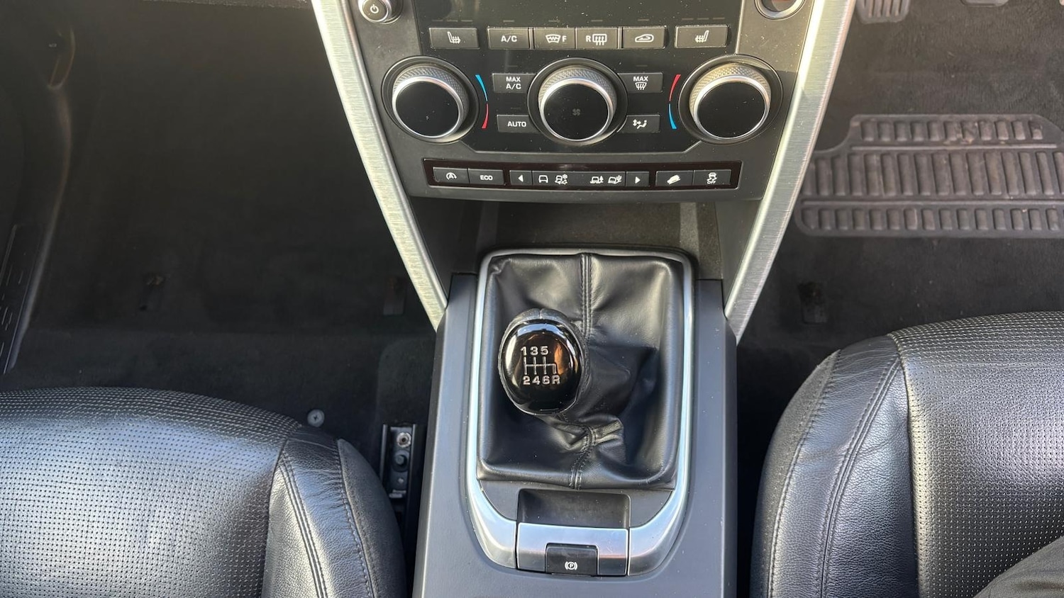 Used Land Rover Discovery Sport 2017 for sale - 77900814: Photo 12