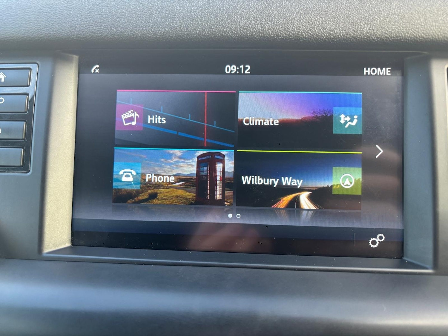 Used Land Rover Discovery Sport 2017 for sale - 77900814: Photo 14