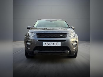 Used Land Rover Discovery Sport 2017 for sale - 77900814: Photo