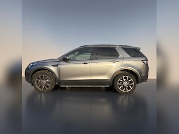 Used Land Rover Discovery Sport 2017 for sale - 77900814: Photo