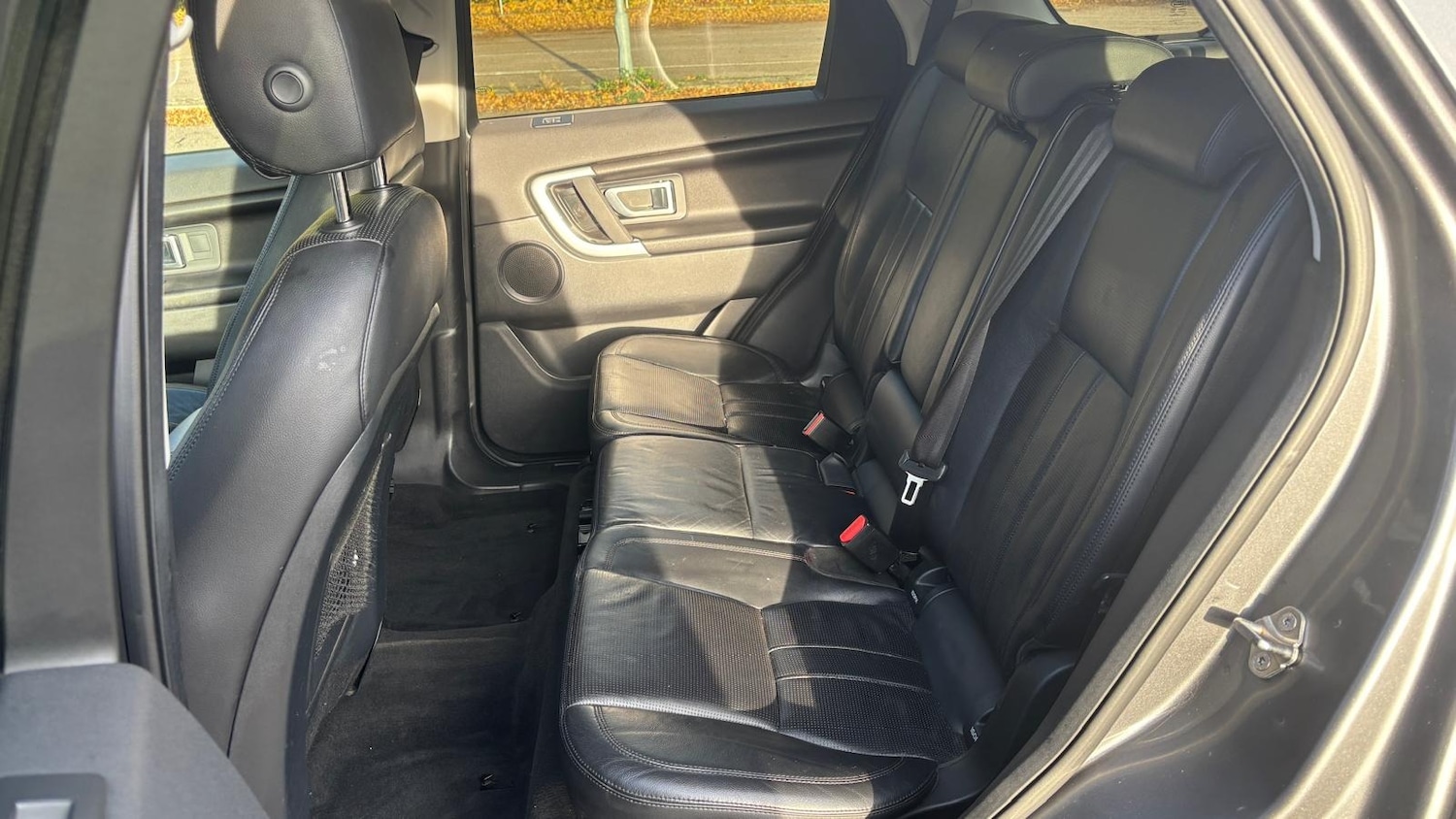 Used Land Rover Discovery Sport 2017 for sale - 77900814: Photo 6