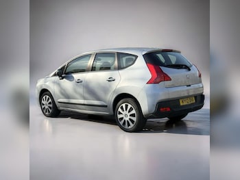 Used Peugeot 3008 2012 for sale - 77768996: Photo