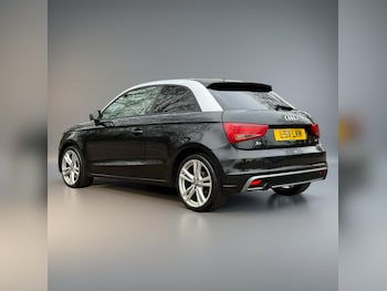 Used Audi A1 2011 for sale - 77917500: Photo