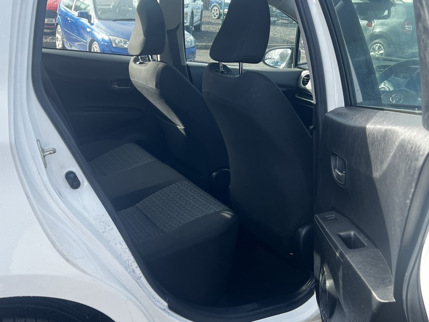 Used Toyota Yaris 2014 for sale - 77622474: Photo 10