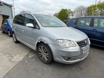 Used Volkswagen Touran 2008 for sale - 74474935: Photo
