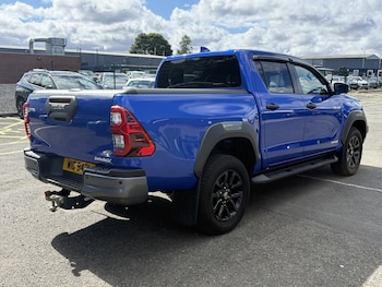 Used Toyota Hilux 2023 for sale - 79439288: Photo
