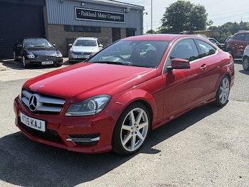 Used Mercedes-Benz C Class 2015 for sale - 79010815: Photo