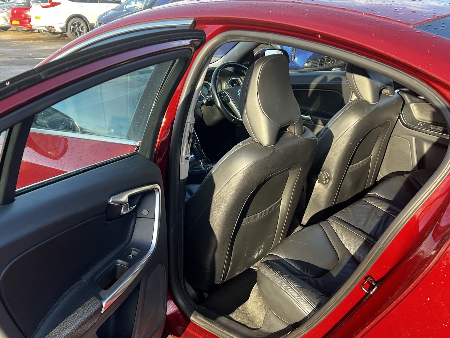 Used Volvo S60 2010 for sale - 77189210: Photo 8