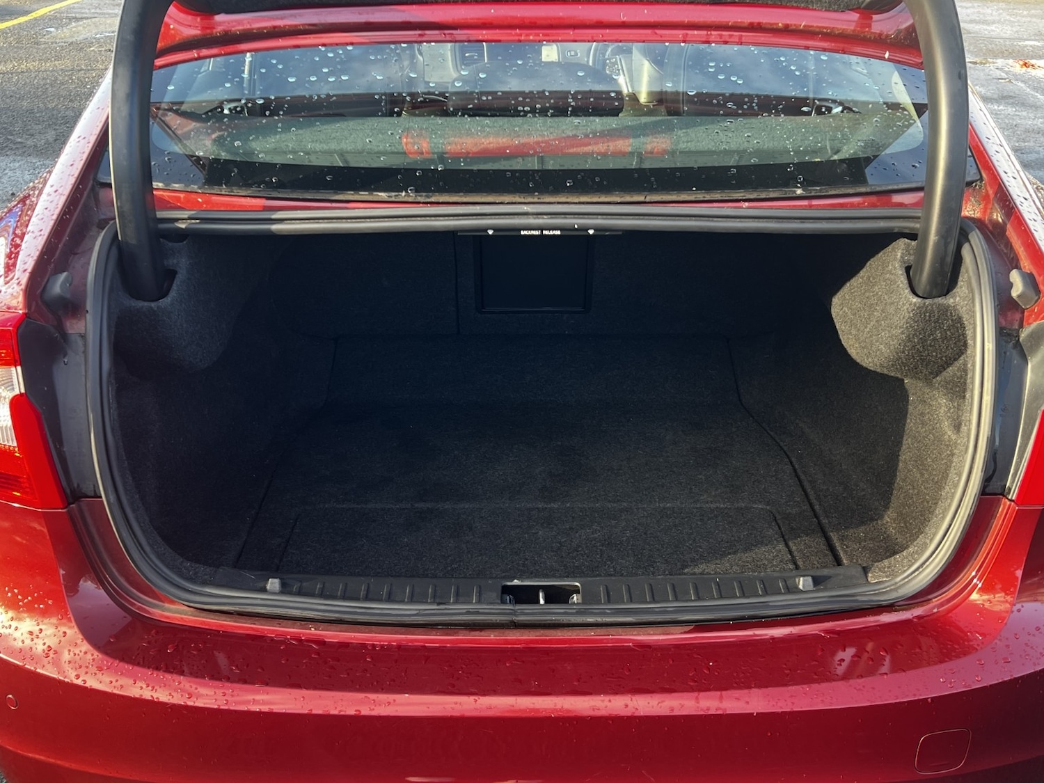 Used Volvo S60 2010 for sale - 77189210: Photo 9