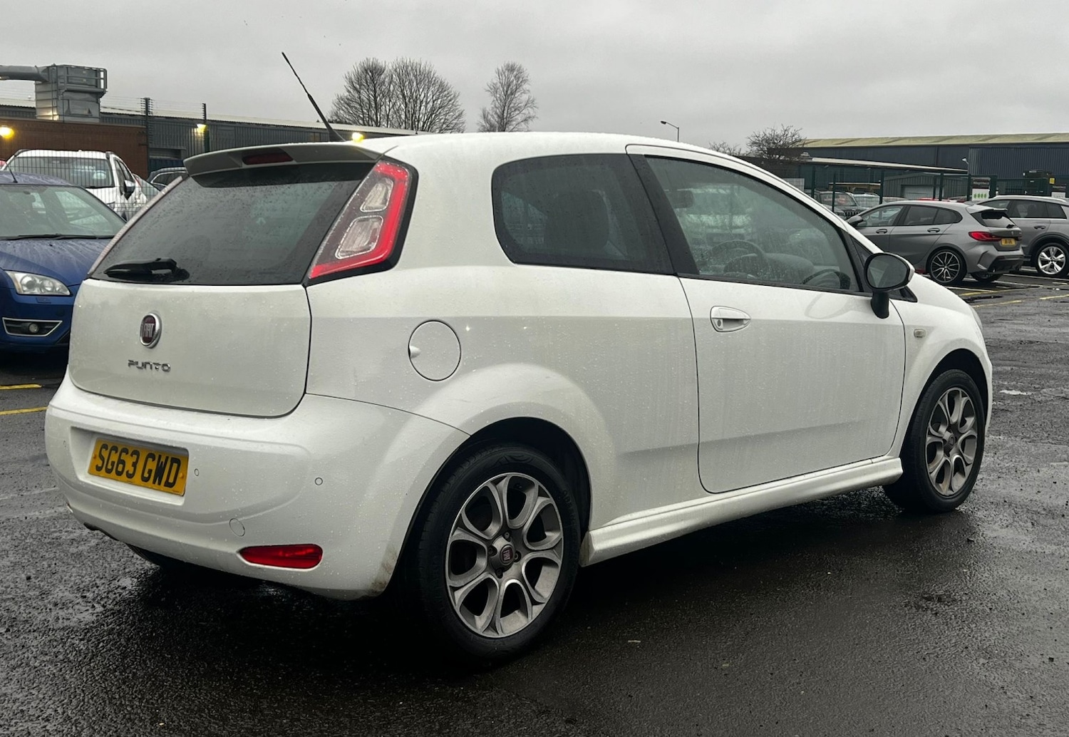 Used Fiat Punto 2013 for sale - 77277326: Photo 3