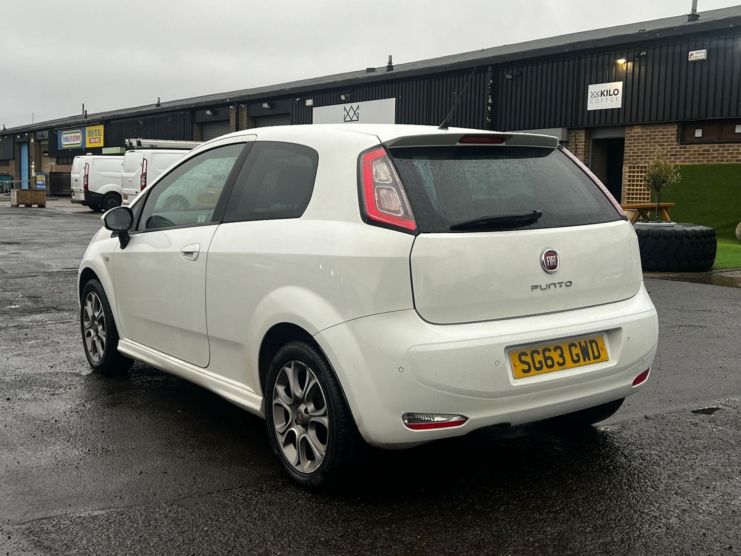 Used Fiat Punto 2013 for sale - 77277326: Photo 4