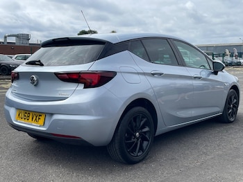 Used Vauxhall Astra 2018 for sale - 75632832: Photo