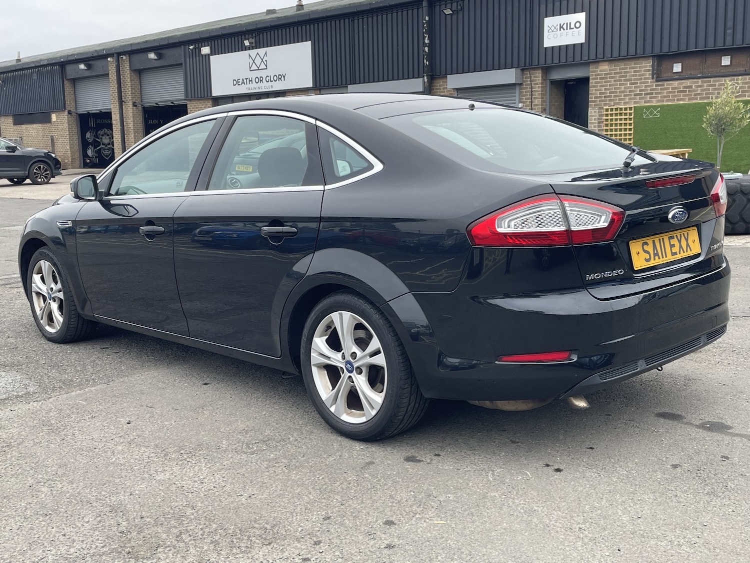 Used Ford Mondeo 2011 for sale - 76237197: Photo 4