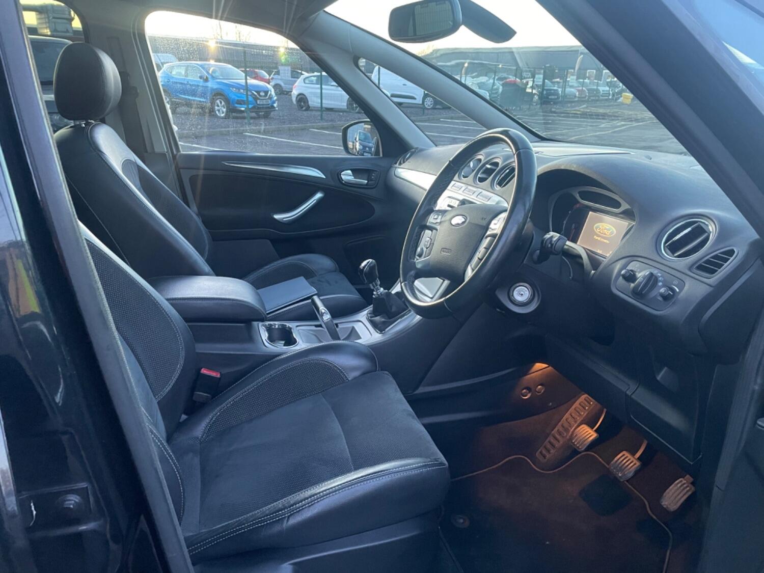 Used Ford S-Max 2007 for sale - 76369332: Photo 5