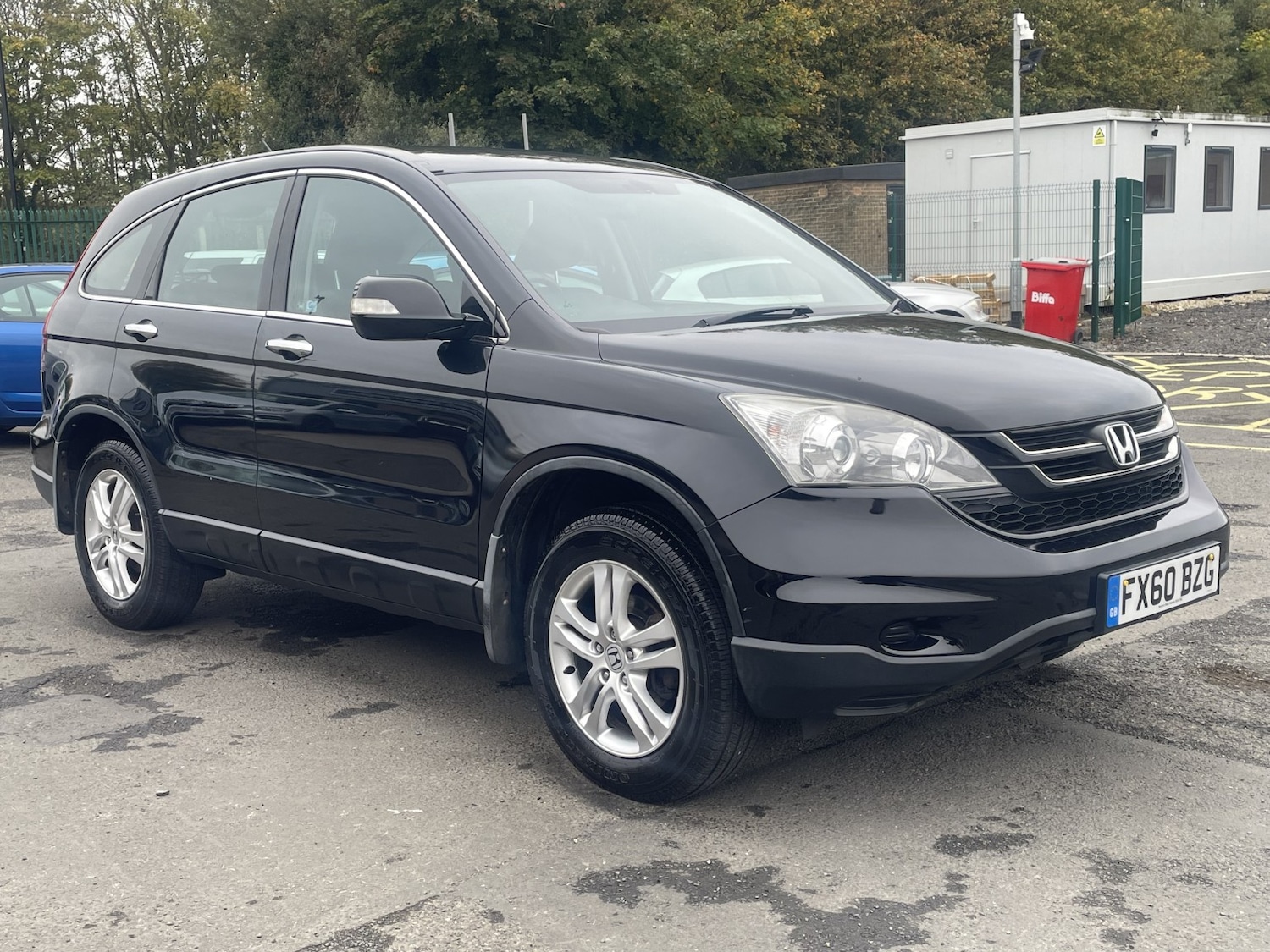 Used Honda CR-V 2010 for sale - 76268452: Photo 2